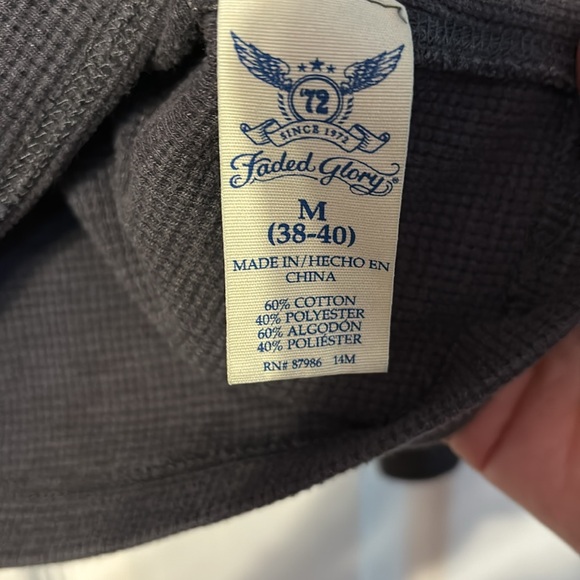 Faded glory dark grey long sleeve waffle shirt size medium (38-40) - Picture 3 of 5